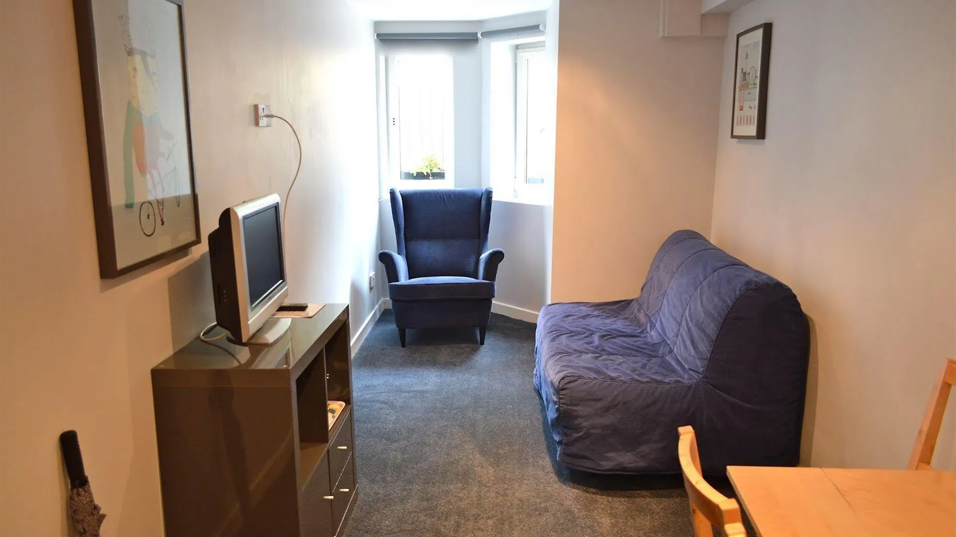 Edinburgh Caledonian Guesthouse 招待所
