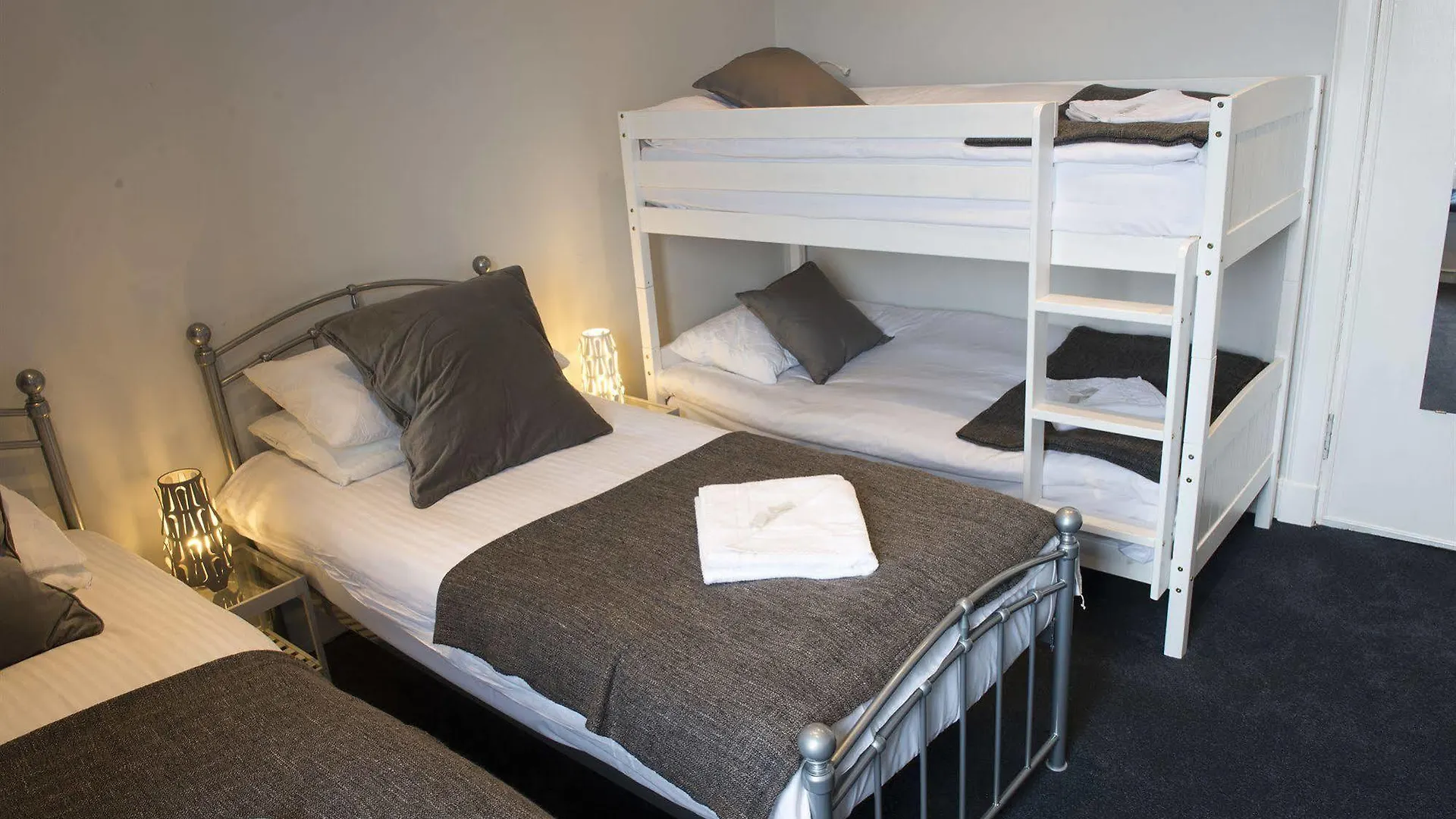 Edinburgh Caledonian Guesthouse