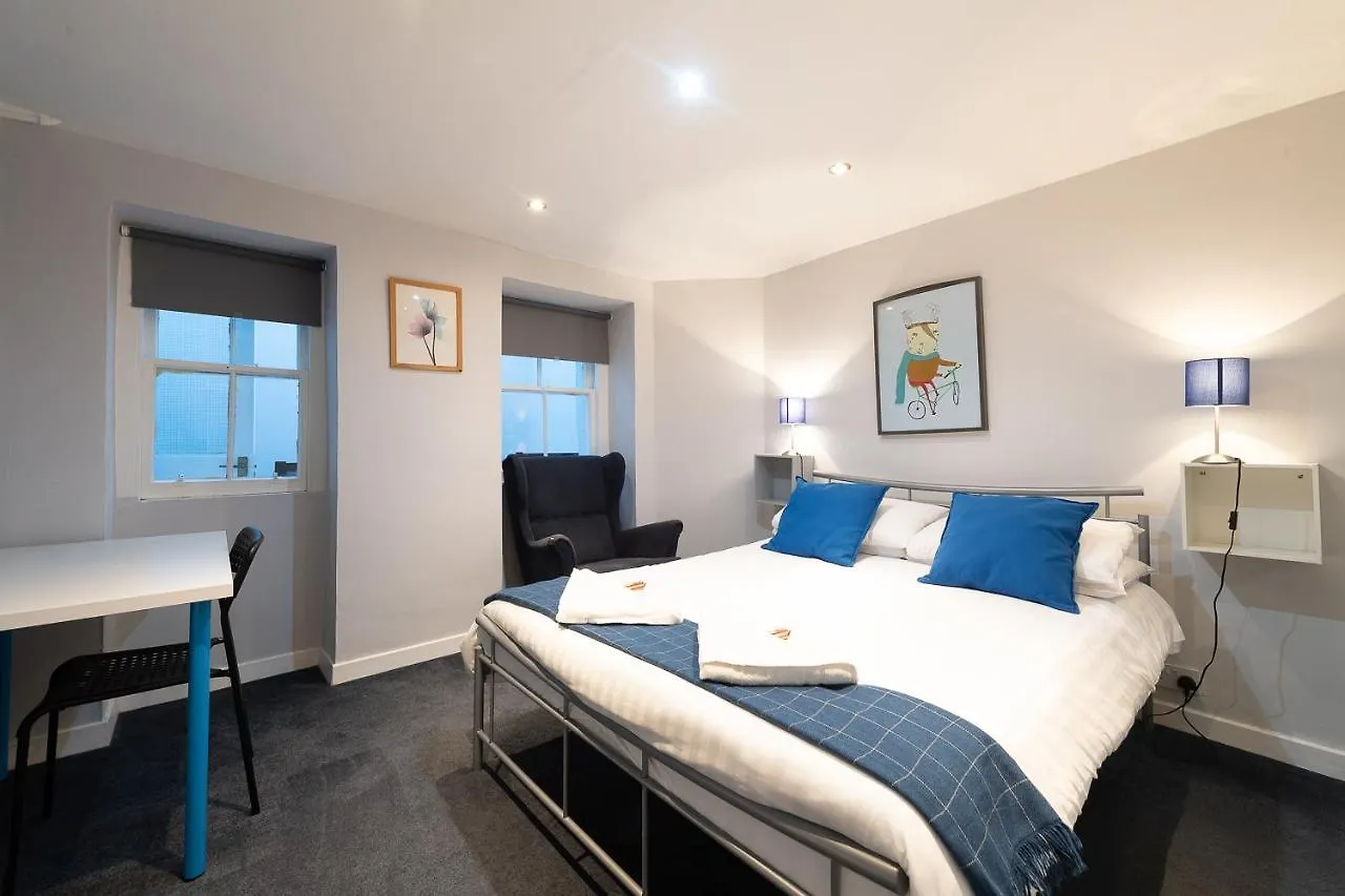 Edinburgh Caledonian Guesthouse 3*,
